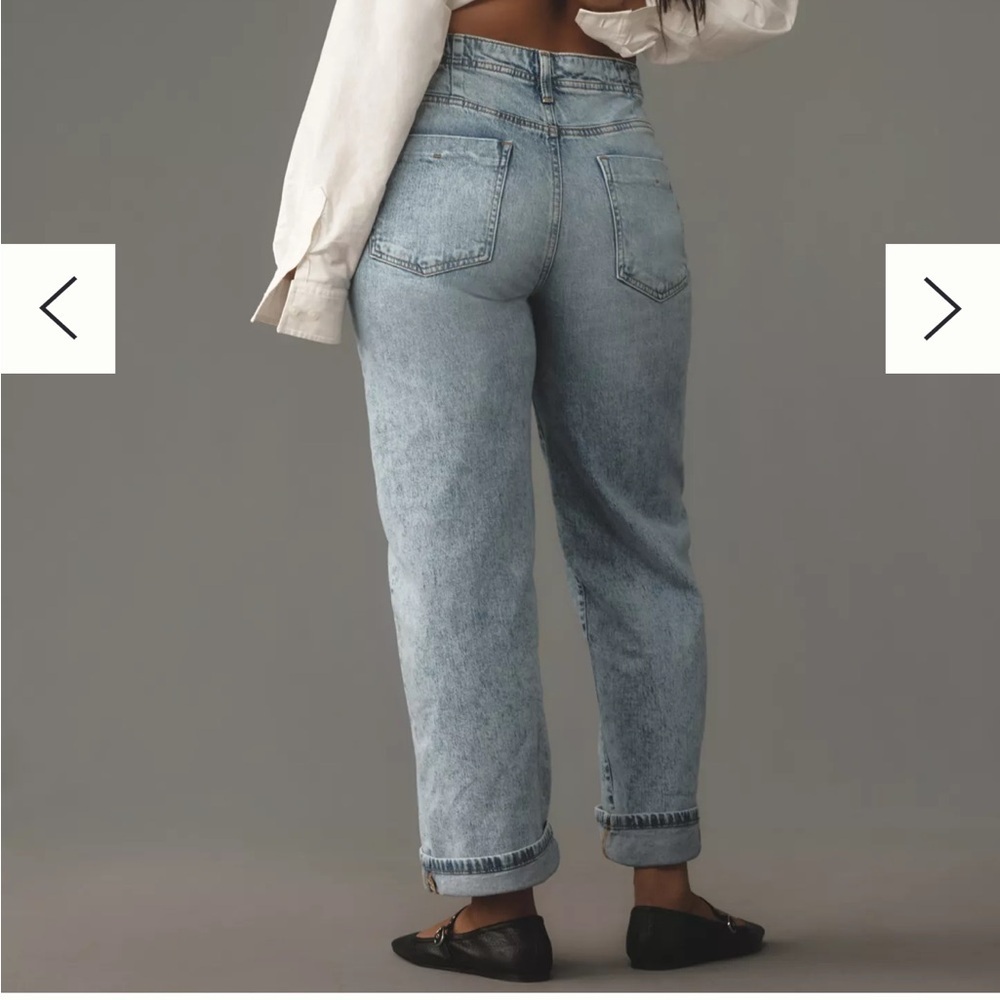 Pilcro Jeans - Lonnie Cuffed High Rise Straight Leg. 
Lighter Wash, Blue Denim. - Picture 2 of 15